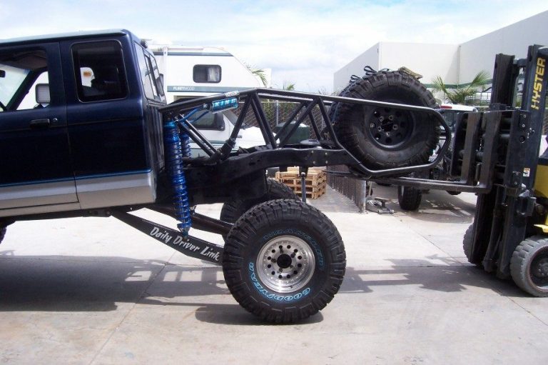 Ford F-150 Daily Driver Link Kit - Photo 8 | Giant Motorsports