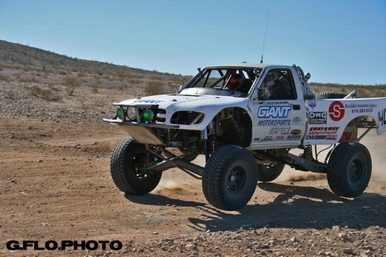 Toyota 89-95 - Photo 2 | Giant Motorsports